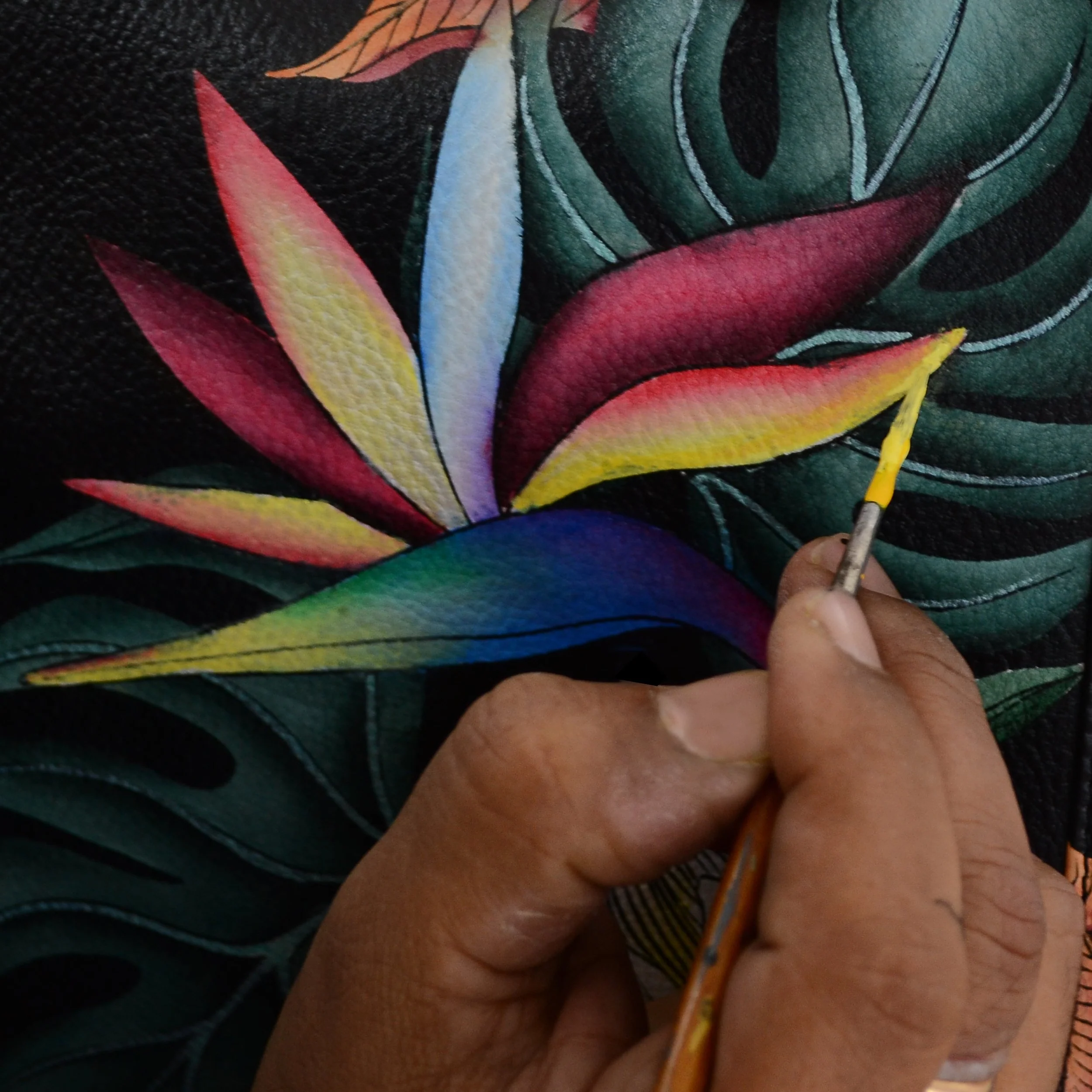 Small Messenger - 669 - Image 8