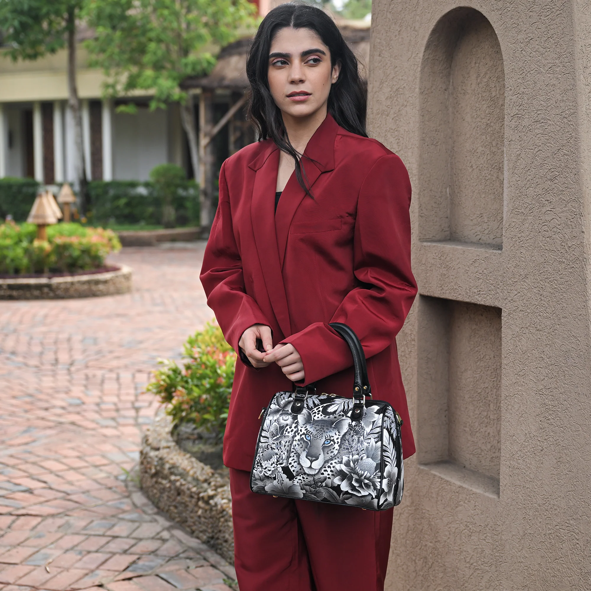 Zip Around Classic Satchel - 625 - Image 6